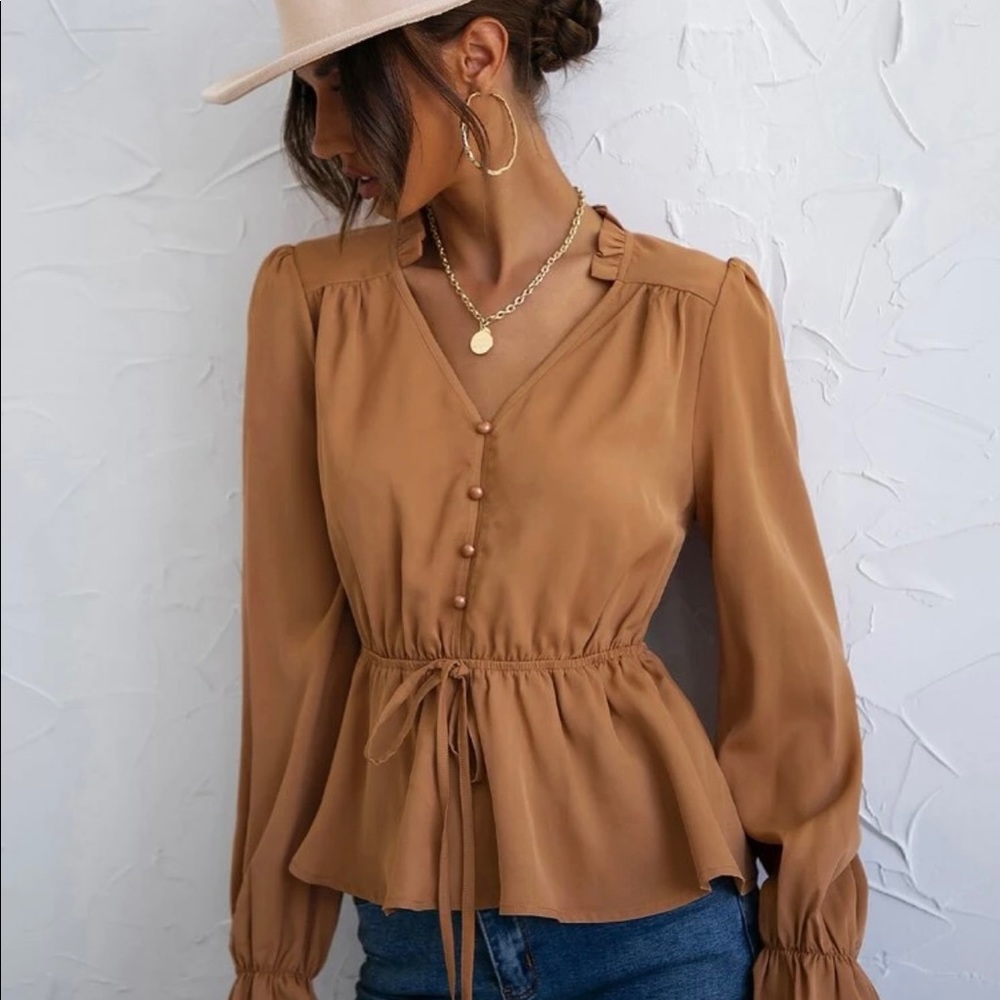 Front Knot Flounce Sleeve Peplum Blouse
